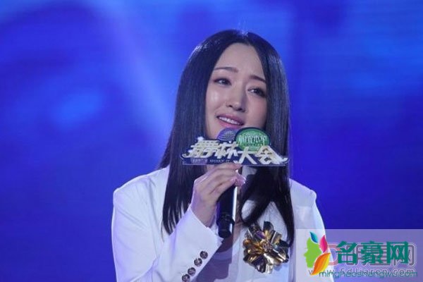 杨钰莹老公是谁图片 杨钰莹和赖文峰恋爱之后就退出歌坛了