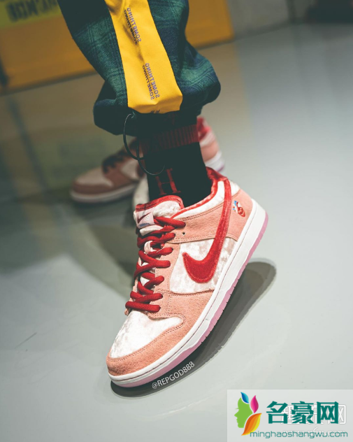srangelove x nike sb dunk low情人节款上脚赏析 strangelove联名耐克dunk sb低帮情人节限定发售时间确定