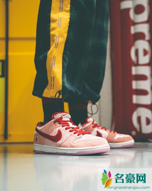 srangelove x nike sb dunk low情人节款上脚赏析 strangelove联名耐克dunk sb低帮情人节限定发售时间确定