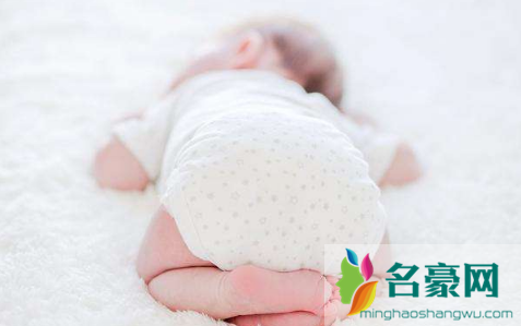 孩子四个月不用母乳喂养好吗？母乳喂养宝宝更健康2