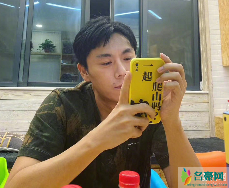 带你去爬山什么梗 一起去爬山什么意思