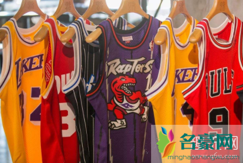 mitchell & ness 是什么牌子 mitchell & ness 和nike球衣有什么区别