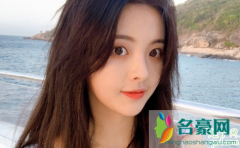 杨超越玩不玩LOL