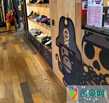 Bape海盗店和普通区别是什么 Bape海盗为什么便宜