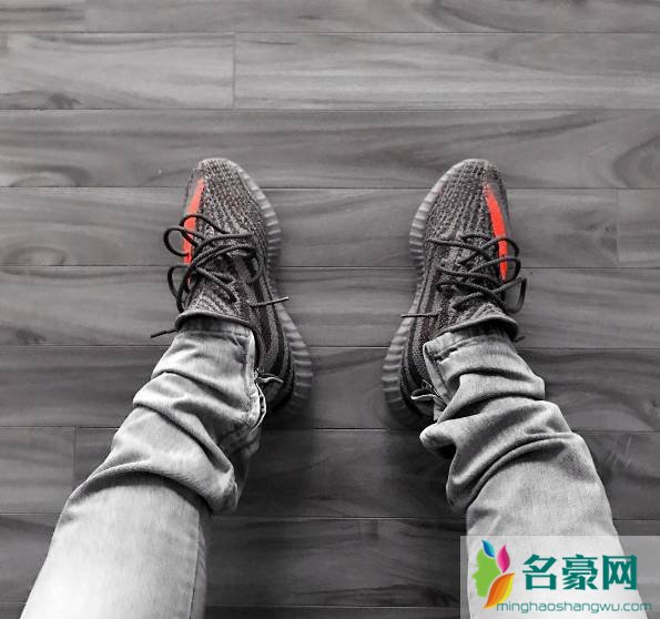 YEEZY 350 V2怎么搭配不土 YEEZY 350穿搭禁区