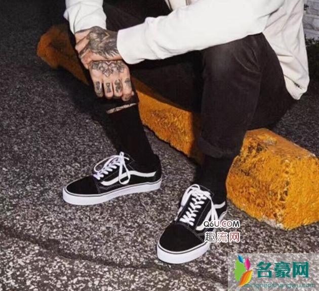 vans低帮怎么配袜子 vans低帮简单时尚搭配袜子方法推荐