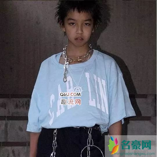 怎么把T恤穿好看 夏天T恤穿搭方法