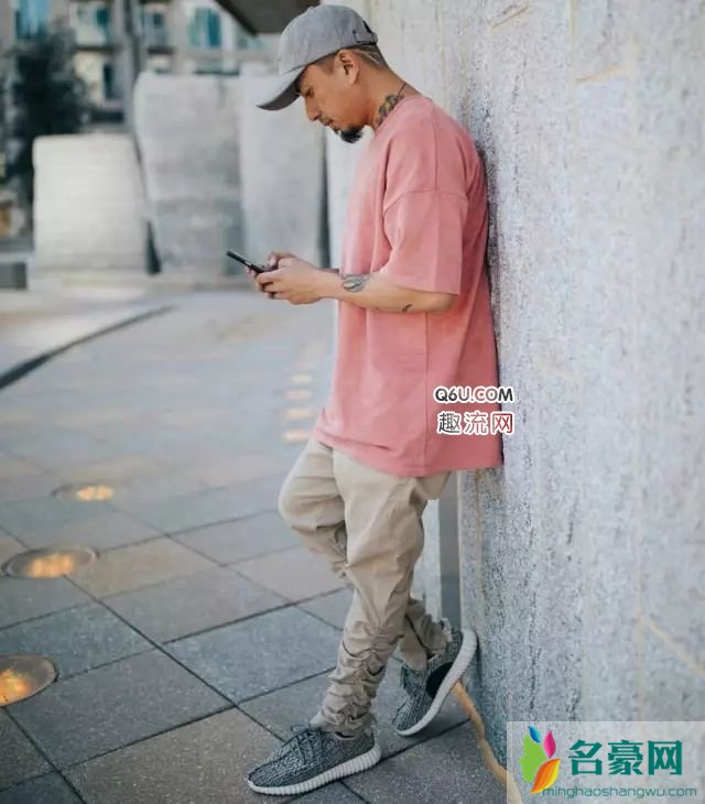 怎么把T恤穿好看 夏天T恤穿搭方法