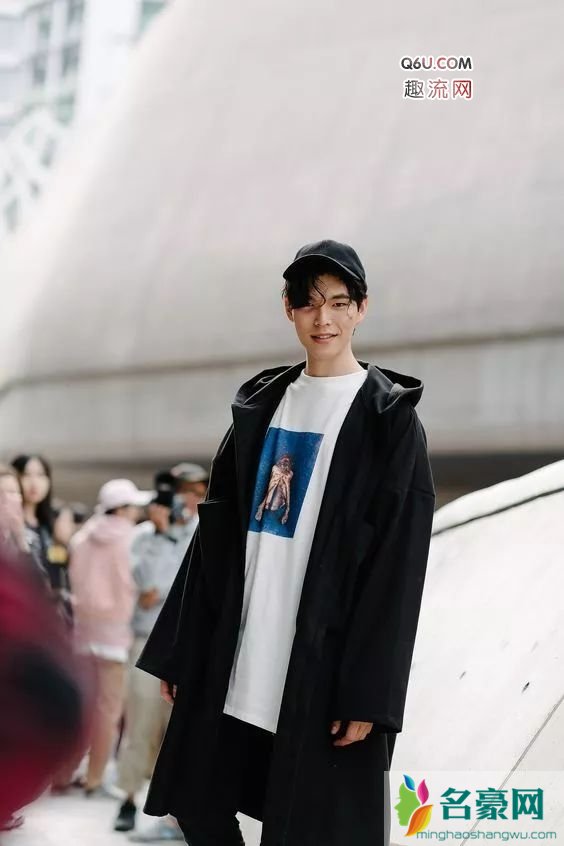 男生小狼狗发型有哪些 小狼狗男生发型打理方法