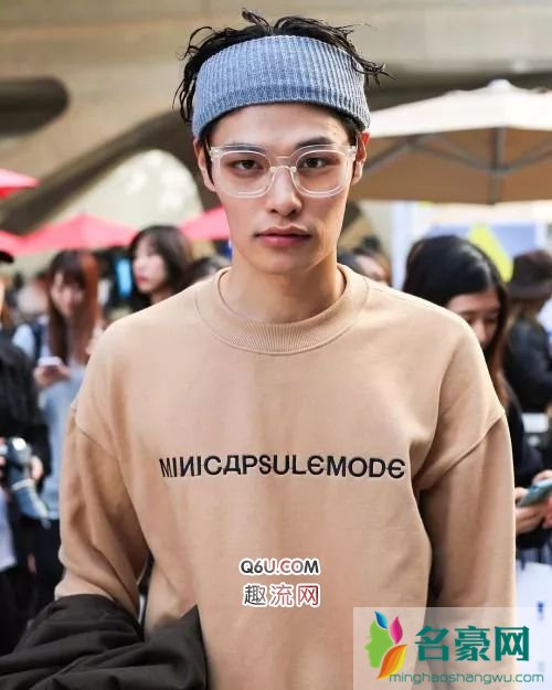 男生小狼狗发型有哪些 小狼狗男生发型打理方法
