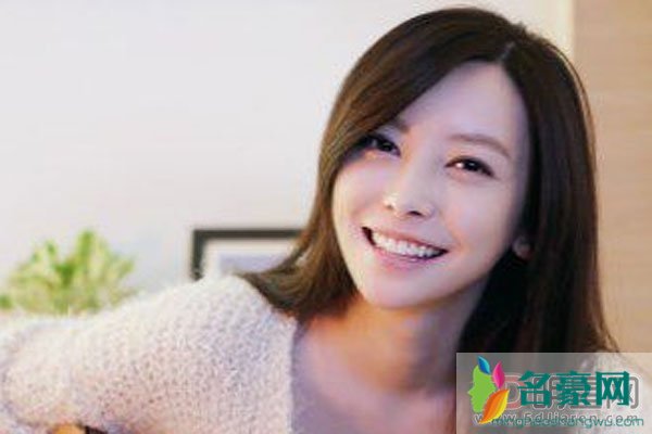 陶喆和于文文的关系 当场就说出来和陶喆的师生经历