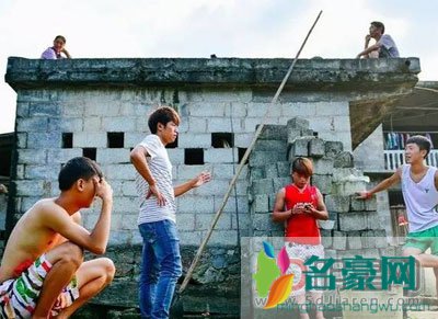 快手残疾红人青忆是怎么出的车祸+简历资料 青忆女友是谁