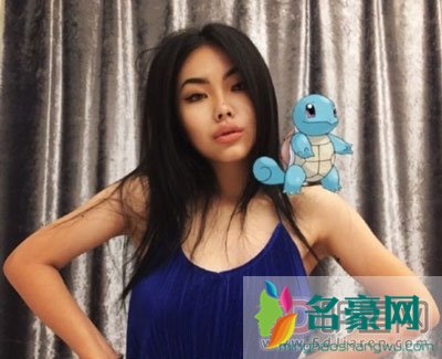 大胸女万妮达不带胸罩福利照什么梗 万妮达男朋友是谁很享福
