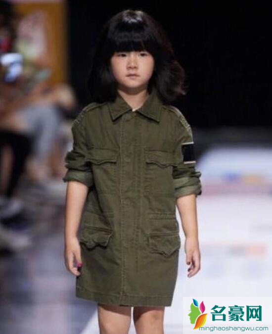 张亮女儿T台走秀
