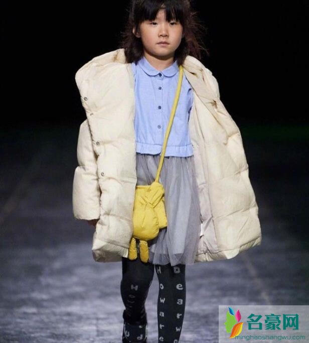 张亮女儿照片