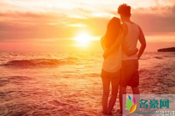 男生会对什么人发语音 男生喜欢你的微信表现
