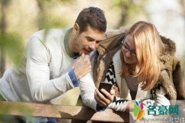 女人想分手会有哪些表现 女人分手想给你机会的表现