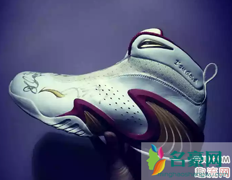 最早登上NBA的国产球鞋品牌是谁 NBA中谁最早上脚国产品牌球鞋