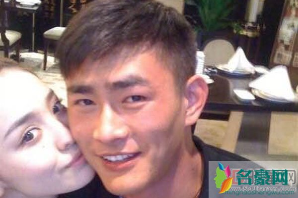 古力娜扎与前男友的不雅视频经过 这是在床上拍的吗?看来经常事后留恋