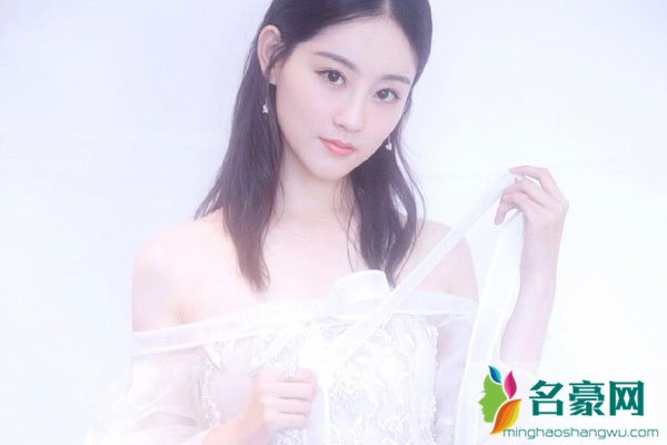宋轶和祝绪丹长得好像 宋轶真是演女一号还不火,演女二号还抢戏