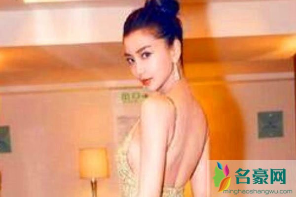 跑男第一期杨颖露半乳 一直不觉得她漂亮那个嘴超难看
