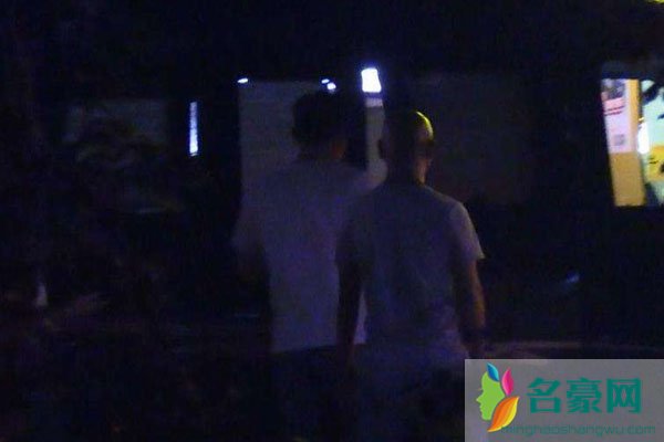 李晨卖四合院救范冰冰? 一套北京四合院就能把8亿罚款交完还赚他一个亿?