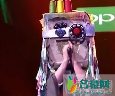 大鹏第一滴泪参加蒙面歌王第几期 蒙面歌王为大鹏合音的是哪个女孩是谁
