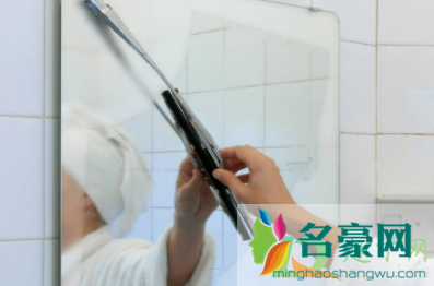 为什么晚上不能照镜子梳头2