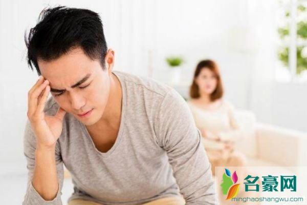 一吵架就不说话的男人原因 男人准备放弃你的表现