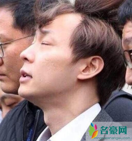 朴有天
