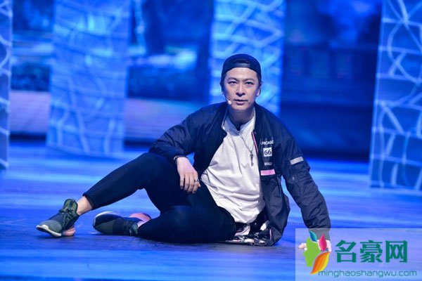 于毅跨界歌王所有歌曲 节目中于毅凭借着炸裂的唱功驾驭多种风格