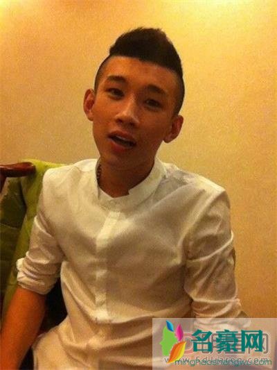 李天佑为什么打散打哥 利哥和天佑谁有钱
