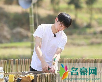 彭昱畅女朋友是谁 彭彭比较爷们儿而且演技好