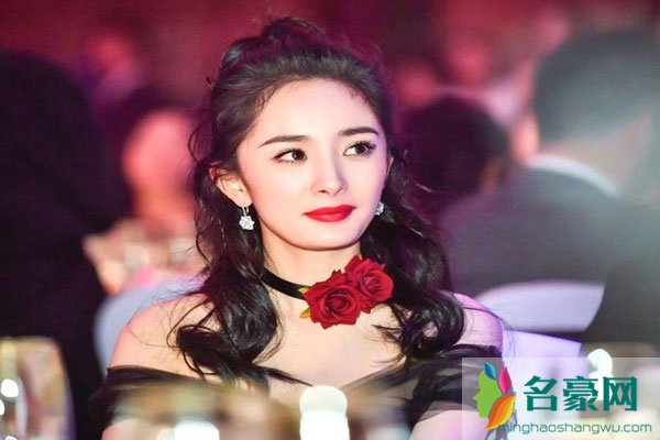 杨幂不出席唐嫣婚礼吗 话说她跟杨幂不是好闺蜜吗?怎么没去