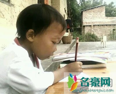 快手小茜米和陈山睡过? 和陈山睡过的女的都有谁