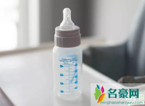 婴儿奶瓶用清洁剂冲洗安全吗 天天用奶瓶清洗剂有害吗4