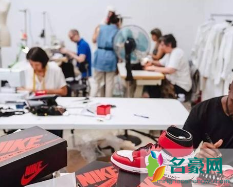 Nike与Adidas有什么区别  Nike比Adidas好在哪