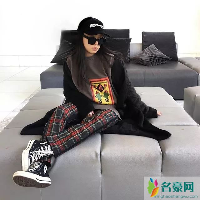容易撞的衣服和鞋子有哪些 怎样买衣服鞋子不会撞