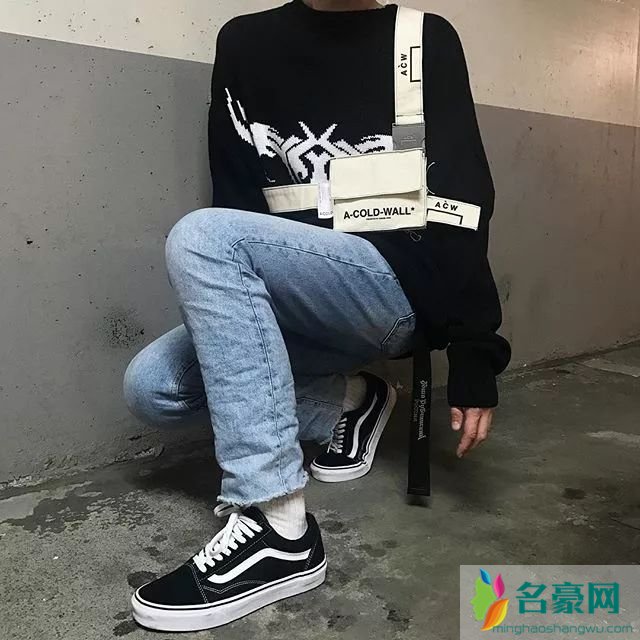 容易撞的衣服和鞋子有哪些 怎样买衣服鞋子不会撞