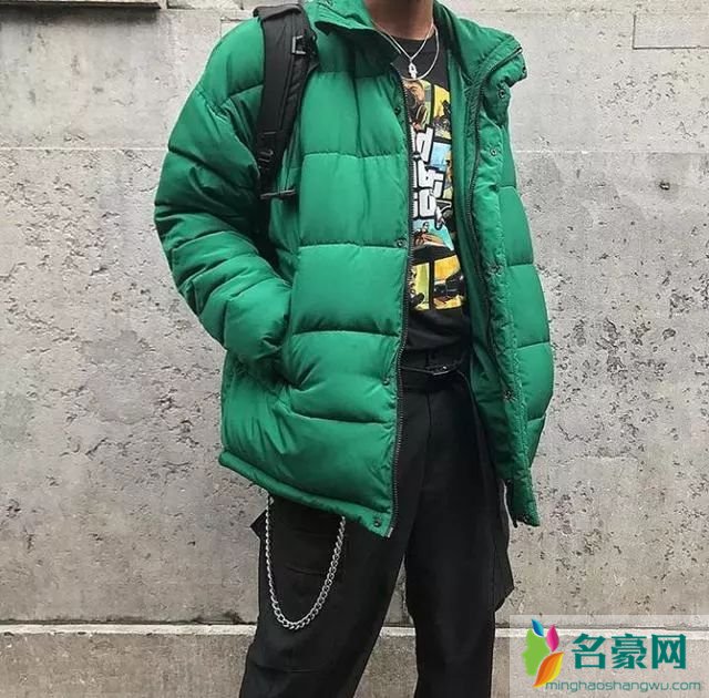 男生日常搭配怎么显高 男生显高的小技巧