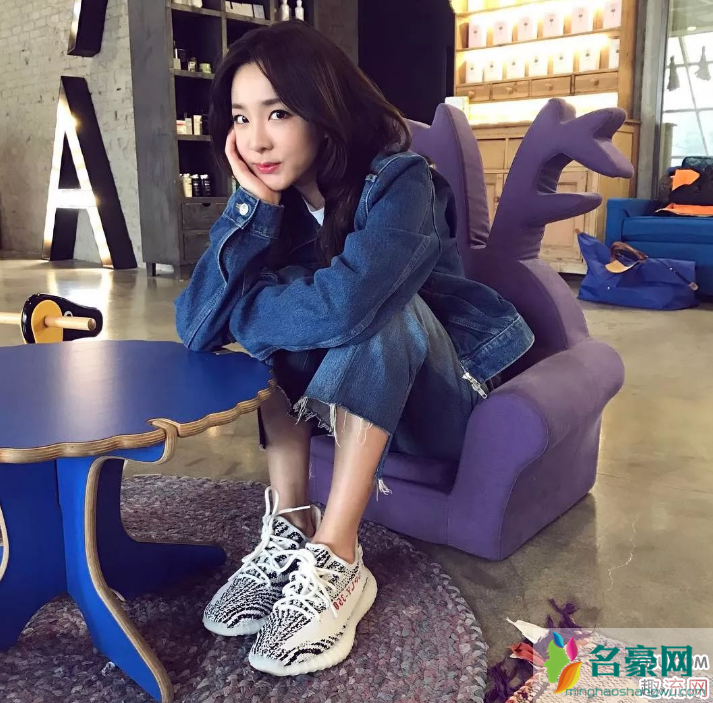 Sneaker Girl指什么 国外知名Sneaker Girl推荐