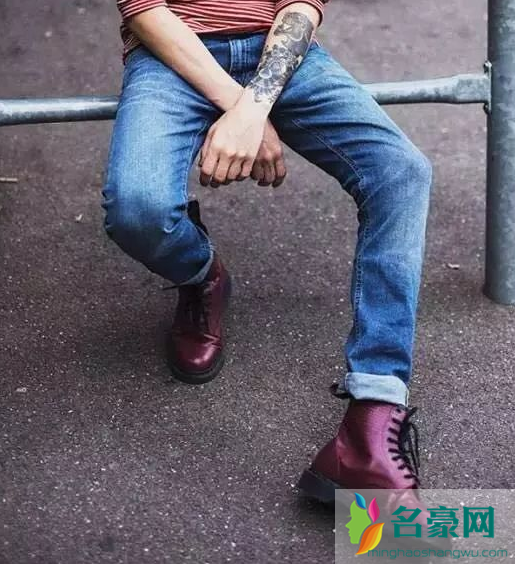 不适合穿马丁靴的人有哪些 穿马丁靴怎么处理裤腿
