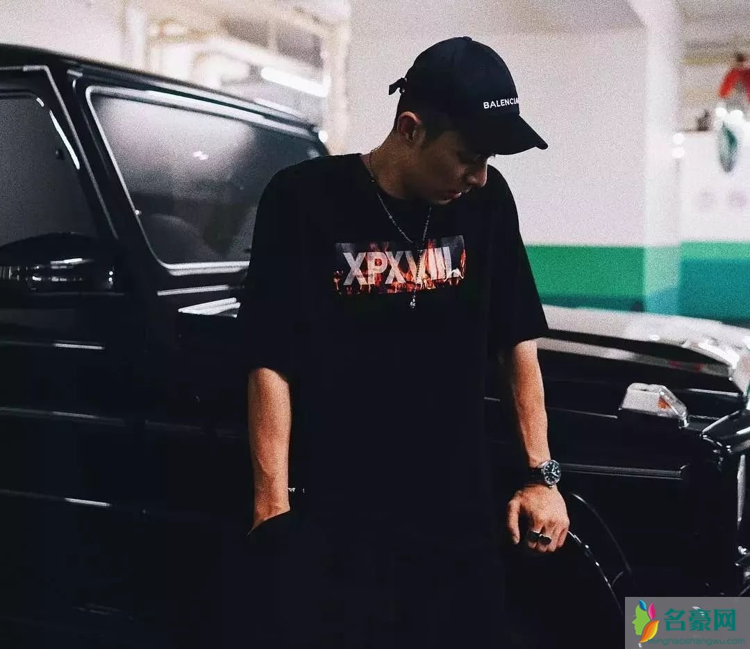 周柏豪穿衣搭配解析 周柏豪Pakho同款衣服配饰一览