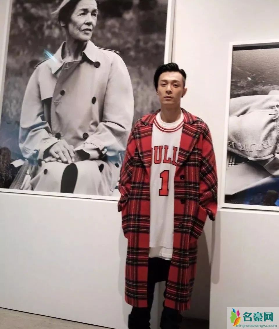 周柏豪穿衣搭配解析 周柏豪Pakho同款衣服配饰一览