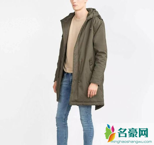 羽绒服的正确穿法是什么 你的羽绒服穿对了吗