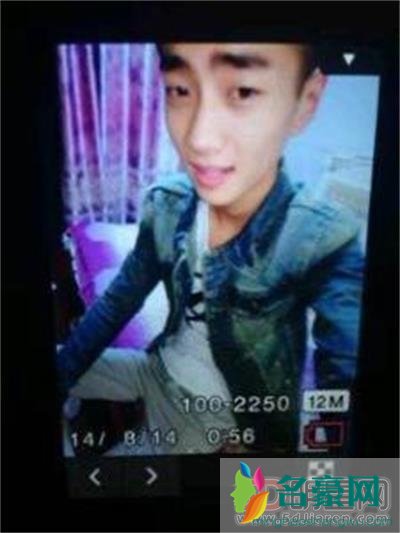 kk哥打高迪视频照片 mc高迪下跪kk哥