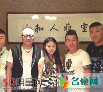 老利下跪事件真假揭秘 赵本六被利哥赶出舞帝