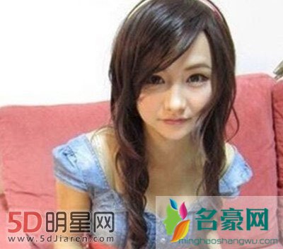 韩懿莹miss直播凸点事件  电竞一姐miss胸大图片