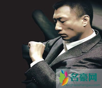 孙红雷第一任妻子是谁 孙红雷出了名之后立刻就毫不留情的把那个可怜的老女人甩了