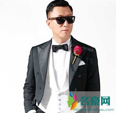孙红雷第一任妻子是谁 孙红雷出了名之后立刻就毫不留情的把那个可怜的老女人甩了